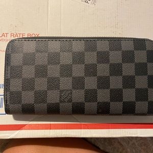 Brand new inspired wallet! Neutral color will go with different bags!